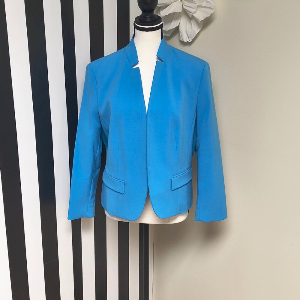 Nine West: Baby Blue Blazer Top Button Sleeves Size 10 - Picture 5 of 5